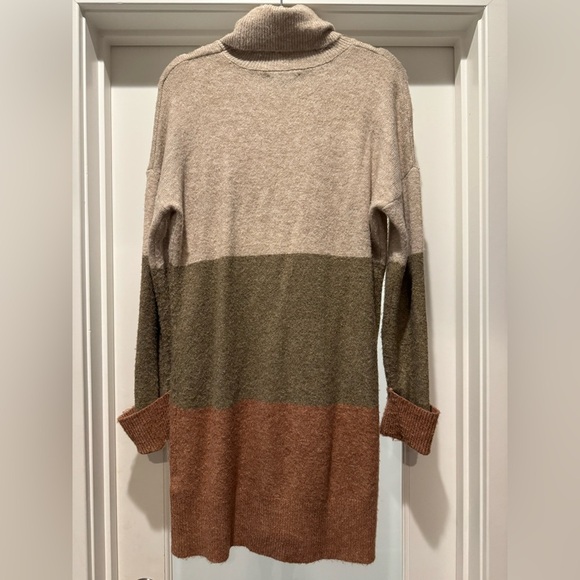 Rachel Zoe Colorblock Turtleneck Sweater Dress Size S | Cozy Fall Neutral Knit - Picture 4 of 12